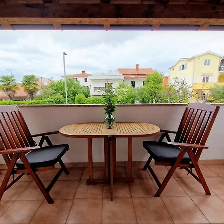 Aleksandar Apartment *